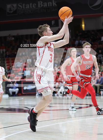 Thumbnail 3 in Manti vs. Grantsville (UHSAA 3A Semifinal) photogallery.