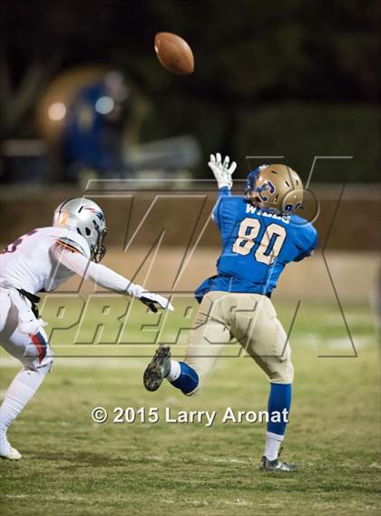 Thumbnail 2 in Liberty vs. Clovis photogallery.