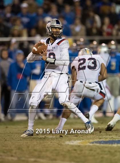 Thumbnail 1 in Liberty vs. Clovis photogallery.
