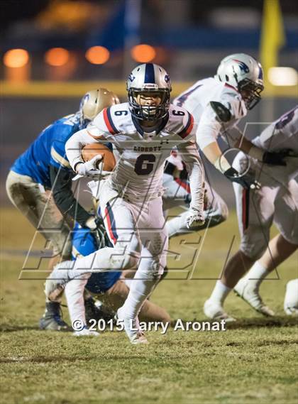 Thumbnail 2 in Liberty vs. Clovis photogallery.
