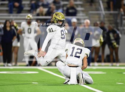 Thumbnail 1 in Klein Collins vs. Cypress Woods (UIL 6A Football Bi-District Playoff) photogallery.
