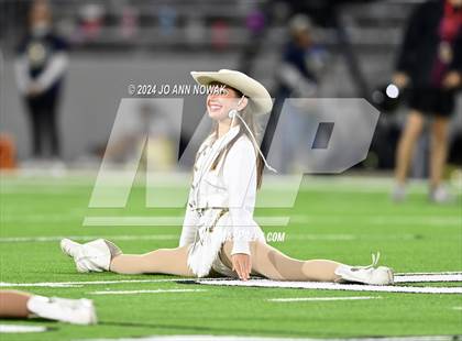 Thumbnail 1 in Klein Collins vs. Cypress Woods (UIL 6A Football Bi-District Playoff) photogallery.