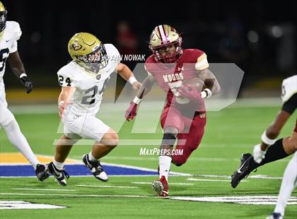 Thumbnail 2 in Klein Collins vs. Cypress Woods (UIL 6A Football Bi-District Playoff) photogallery.