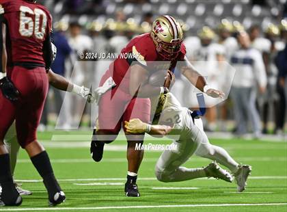 Thumbnail 1 in Klein Collins vs. Cypress Woods (UIL 6A Football Bi-District Playoff) photogallery.