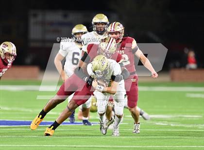 Thumbnail 1 in Klein Collins vs. Cypress Woods (UIL 6A Football Bi-District Playoff) photogallery.