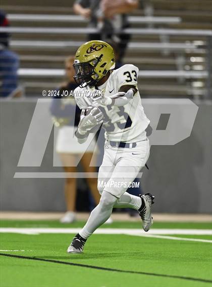 Thumbnail 1 in Klein Collins vs. Cypress Woods (UIL 6A Football Bi-District Playoff) photogallery.