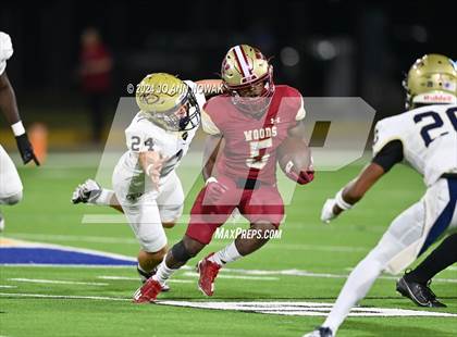 Thumbnail 3 in Klein Collins vs. Cypress Woods (UIL 6A Football Bi-District Playoff) photogallery.