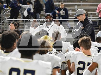 Thumbnail 2 in Klein Collins vs. Cypress Woods (UIL 6A Football Bi-District Playoff) photogallery.
