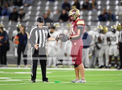Thumbnail 1 in Klein Collins vs. Cypress Woods (UIL 6A Football Bi-District Playoff) photogallery.