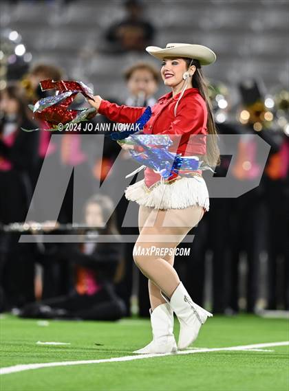 Thumbnail 2 in Klein Collins vs. Cypress Woods (UIL 6A Football Bi-District Playoff) photogallery.