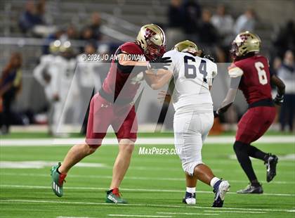 Thumbnail 2 in Klein Collins vs. Cypress Woods (UIL 6A Football Bi-District Playoff) photogallery.