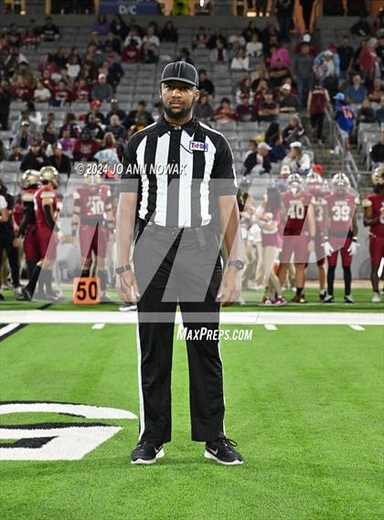 Thumbnail 3 in Klein Collins vs. Cypress Woods (UIL 6A Football Bi-District Playoff) photogallery.