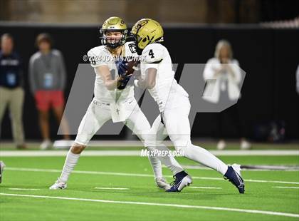 Thumbnail 1 in Klein Collins vs. Cypress Woods (UIL 6A Football Bi-District Playoff) photogallery.