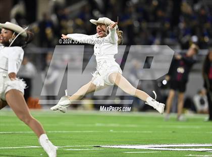 Thumbnail 3 in Klein Collins vs. Cypress Woods (UIL 6A Football Bi-District Playoff) photogallery.