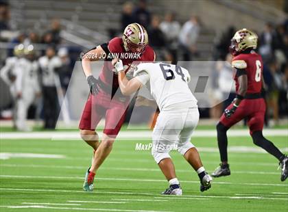Thumbnail 1 in Klein Collins vs. Cypress Woods (UIL 6A Football Bi-District Playoff) photogallery.