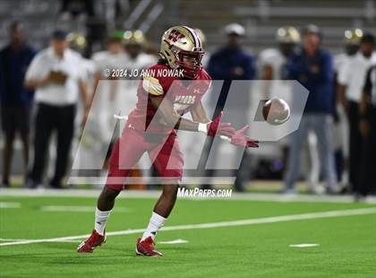 Thumbnail 1 in Klein Collins vs. Cypress Woods (UIL 6A Football Bi-District Playoff) photogallery.