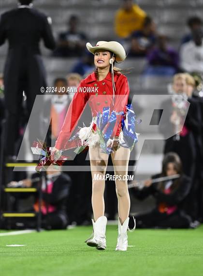 Thumbnail 1 in Klein Collins vs. Cypress Woods (UIL 6A Football Bi-District Playoff) photogallery.