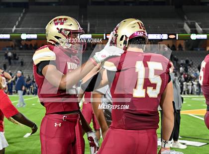 Thumbnail 2 in Klein Collins vs. Cypress Woods (UIL 6A Football Bi-District Playoff) photogallery.