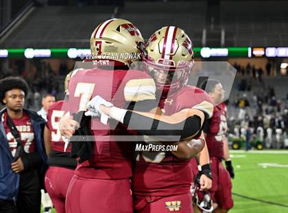 Thumbnail 1 in Klein Collins vs. Cypress Woods (UIL 6A Football Bi-District Playoff) photogallery.