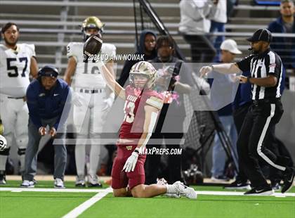 Thumbnail 2 in Klein Collins vs. Cypress Woods (UIL 6A Football Bi-District Playoff) photogallery.