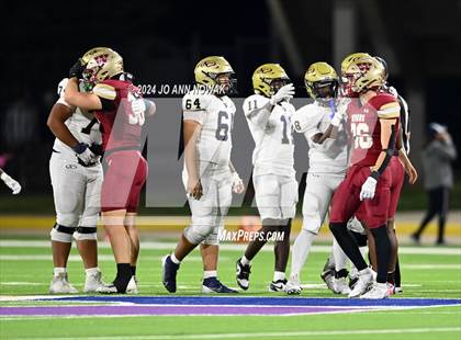Thumbnail 3 in Klein Collins vs. Cypress Woods (UIL 6A Football Bi-District Playoff) photogallery.