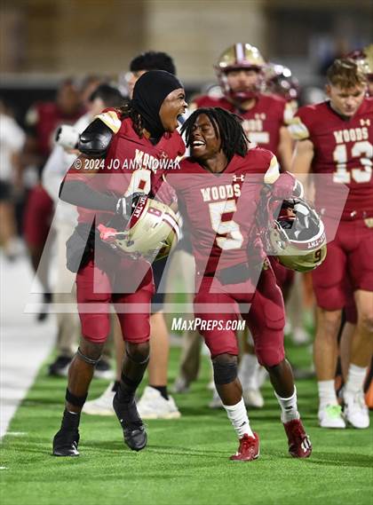 Thumbnail 2 in Klein Collins vs. Cypress Woods (UIL 6A Football Bi-District Playoff) photogallery.