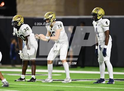 Thumbnail 3 in Klein Collins vs. Cypress Woods (UIL 6A Football Bi-District Playoff) photogallery.