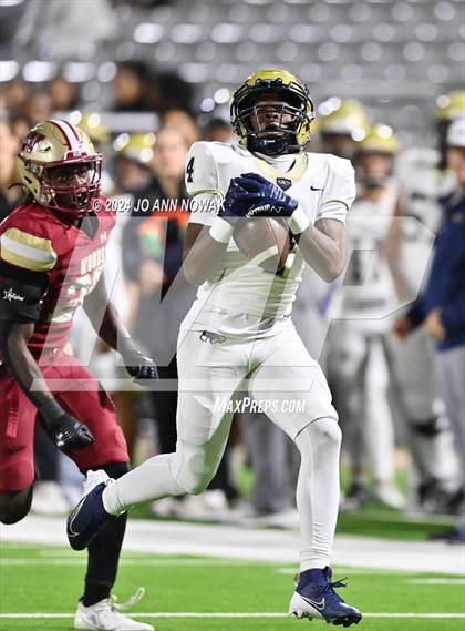 Thumbnail 3 in Klein Collins vs. Cypress Woods (UIL 6A Football Bi-District Playoff) photogallery.