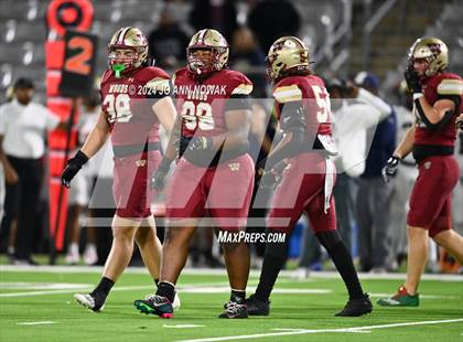 Thumbnail 2 in Klein Collins vs. Cypress Woods (UIL 6A Football Bi-District Playoff) photogallery.