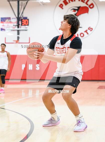 Thumbnail 1 in Penfield vs Marcus Whitman (Preseason) photogallery.