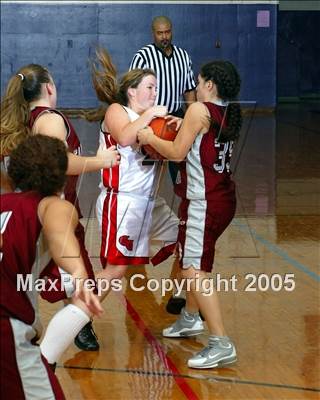 Thumbnail 1 in Garden Grove vs. Calvary Chapel Downey (St. Anthony Tourney) photogallery.