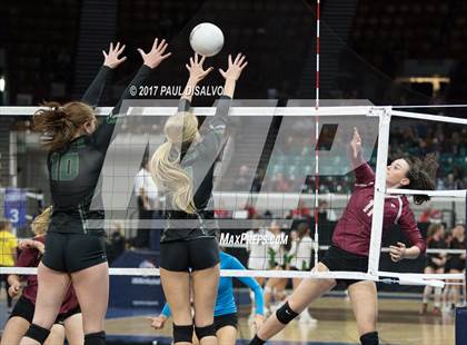 Thumbnail 1 in Fossil Ridge vs. Chatfield (CHSAA 5A Tie Breaker) photogallery.