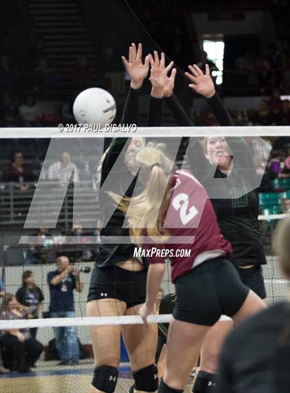 Thumbnail 3 in Fossil Ridge vs. Chatfield (CHSAA 5A Tie Breaker) photogallery.