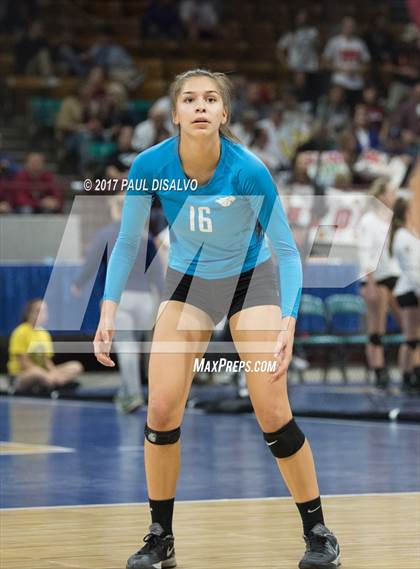 Thumbnail 1 in Fossil Ridge vs. Chatfield (CHSAA 5A Tie Breaker) photogallery.