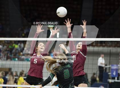 Thumbnail 1 in Fossil Ridge vs. Chatfield (CHSAA 5A Tie Breaker) photogallery.