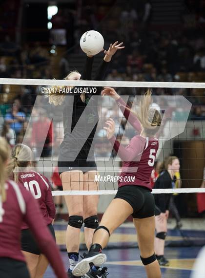 Thumbnail 3 in Fossil Ridge vs. Chatfield (CHSAA 5A Tie Breaker) photogallery.