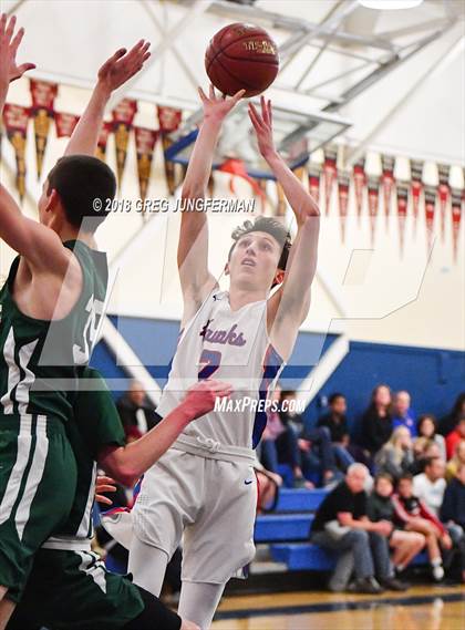 Thumbnail 1 in Miramonte @ Tamalpais photogallery.