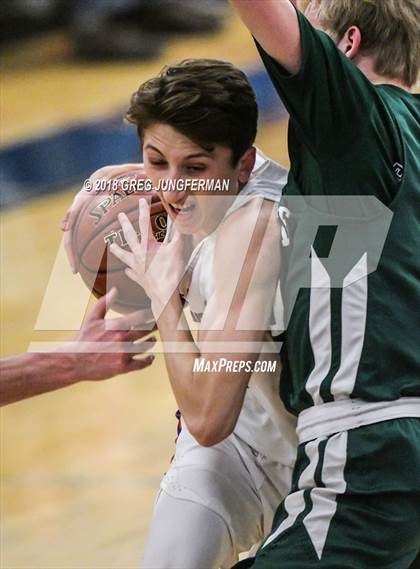 Thumbnail 1 in Miramonte @ Tamalpais photogallery.
