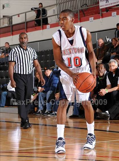 Thumbnail 1 in Lutheran vs. Brentwood (2009 Pangos Dream Classic) photogallery.