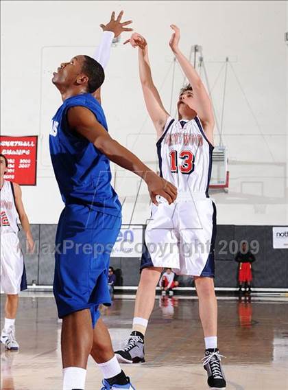 Thumbnail 2 in Lutheran vs. Brentwood (2009 Pangos Dream Classic) photogallery.