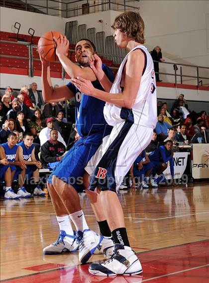 Thumbnail 1 in Lutheran vs. Brentwood (2009 Pangos Dream Classic) photogallery.