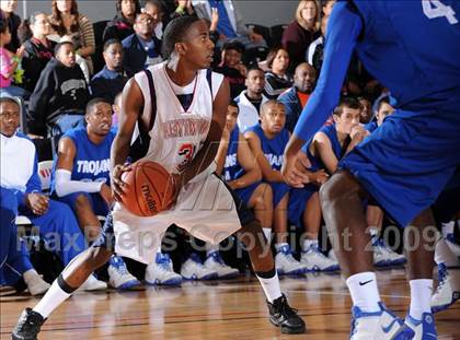 Thumbnail 1 in Lutheran vs. Brentwood (2009 Pangos Dream Classic) photogallery.