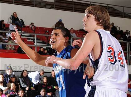 Thumbnail 2 in Lutheran vs. Brentwood (2009 Pangos Dream Classic) photogallery.