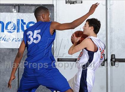 Thumbnail 1 in Lutheran vs. Brentwood (2009 Pangos Dream Classic) photogallery.