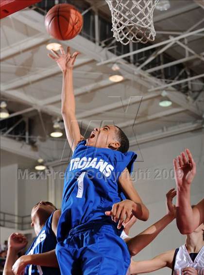 Thumbnail 3 in Lutheran vs. Brentwood (2009 Pangos Dream Classic) photogallery.