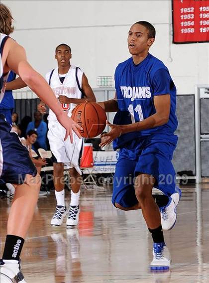 Thumbnail 3 in Lutheran vs. Brentwood (2009 Pangos Dream Classic) photogallery.