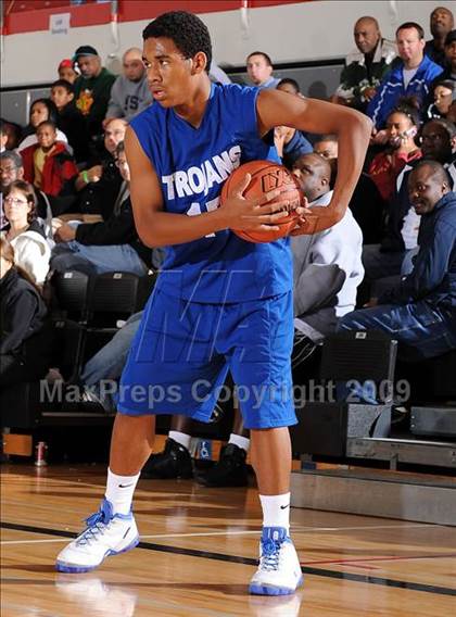 Thumbnail 2 in Lutheran vs. Brentwood (2009 Pangos Dream Classic) photogallery.