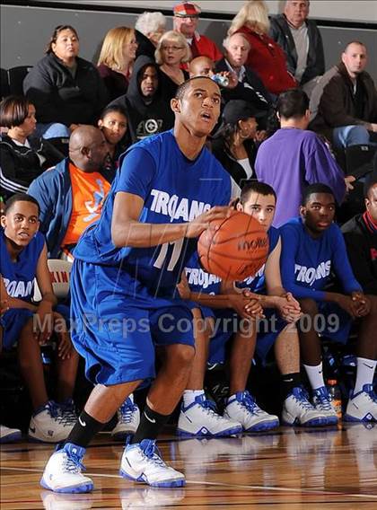 Thumbnail 3 in Lutheran vs. Brentwood (2009 Pangos Dream Classic) photogallery.
