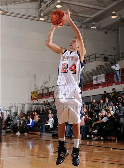 Thumbnail 1 in Lutheran vs. Brentwood (2009 Pangos Dream Classic) photogallery.