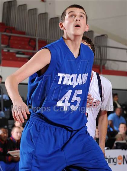 Thumbnail 2 in Lutheran vs. Brentwood (2009 Pangos Dream Classic) photogallery.